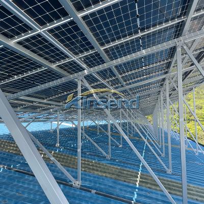 Staffa per tetto in metallo