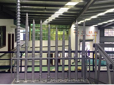 Applicazione e descrizione delle viti di terra Kinsend
