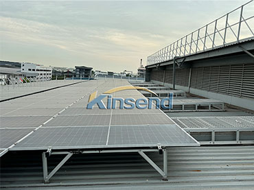 Nuova soluzione di montaggio su tetto in metallo e recinzione, Singapore