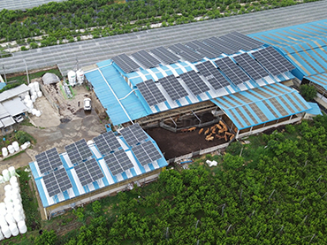 Sistema di montaggio su tetto in metallo .Corea